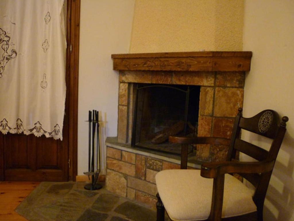 Aparthotel Archontiko Christodoulou Vronterón Habitación foto